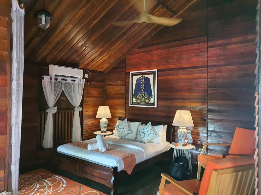 Melina Beach Resort Kampung Genting Exterior foto