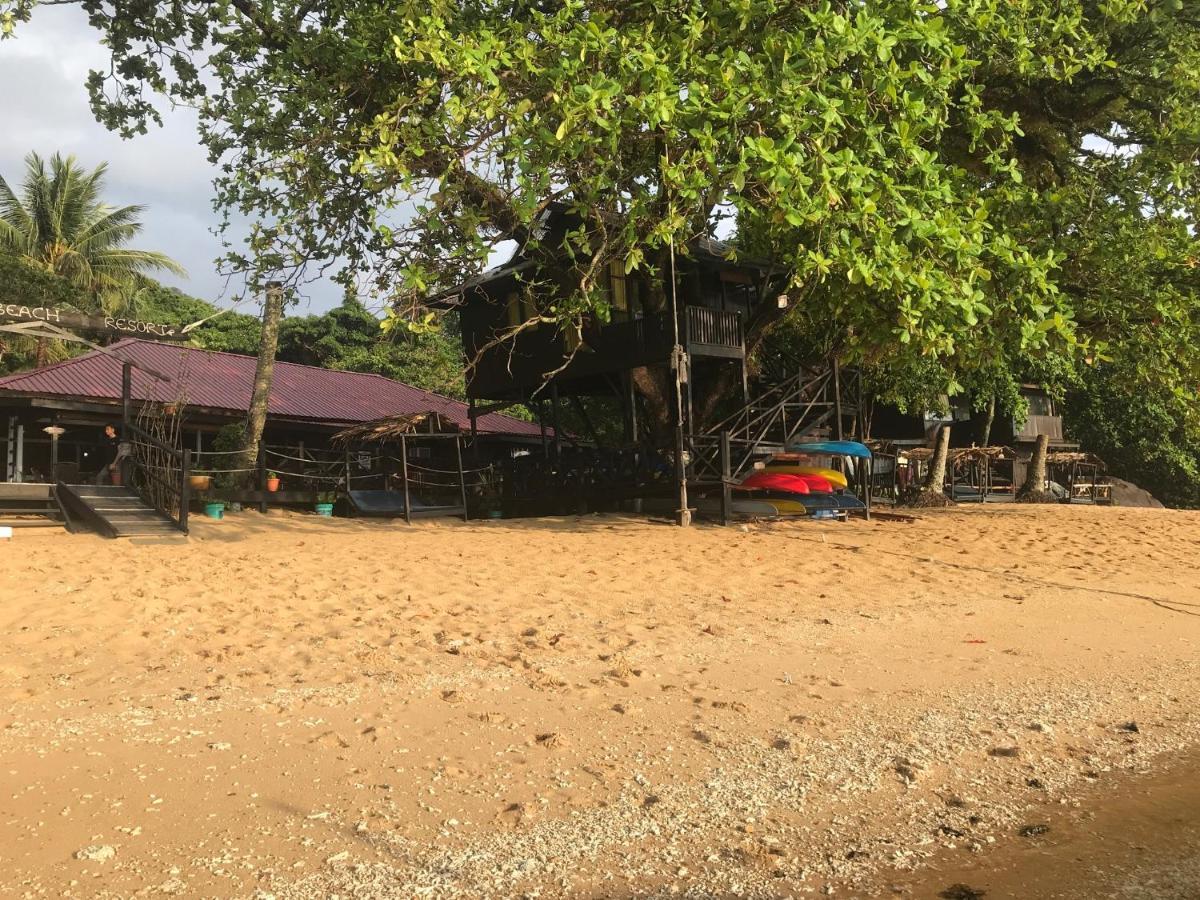 Melina Beach Resort Kampung Genting Exterior foto